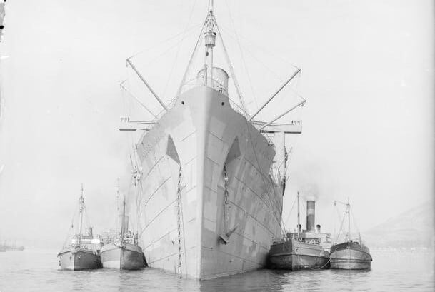 A9435 QM gourock 1942 LS